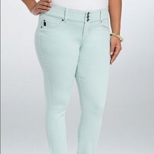 Torrid Stretch Jeggings Mint Regular Length 28